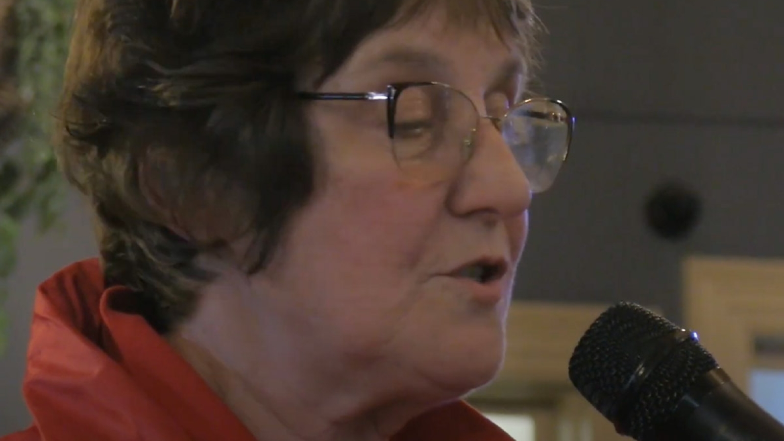 jan-williamson-Maryborough-volunteers-featured-video-image